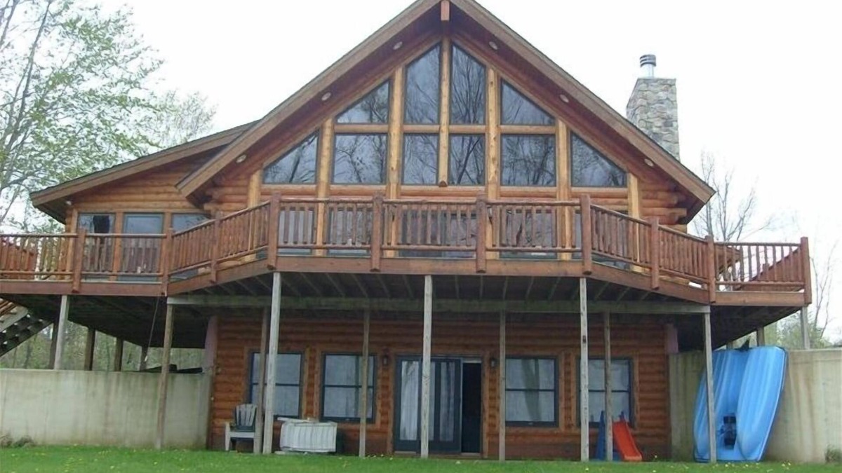 Grand Junction Cabin | The Cabin on Great Bear Lake! Perfect for family vacations!