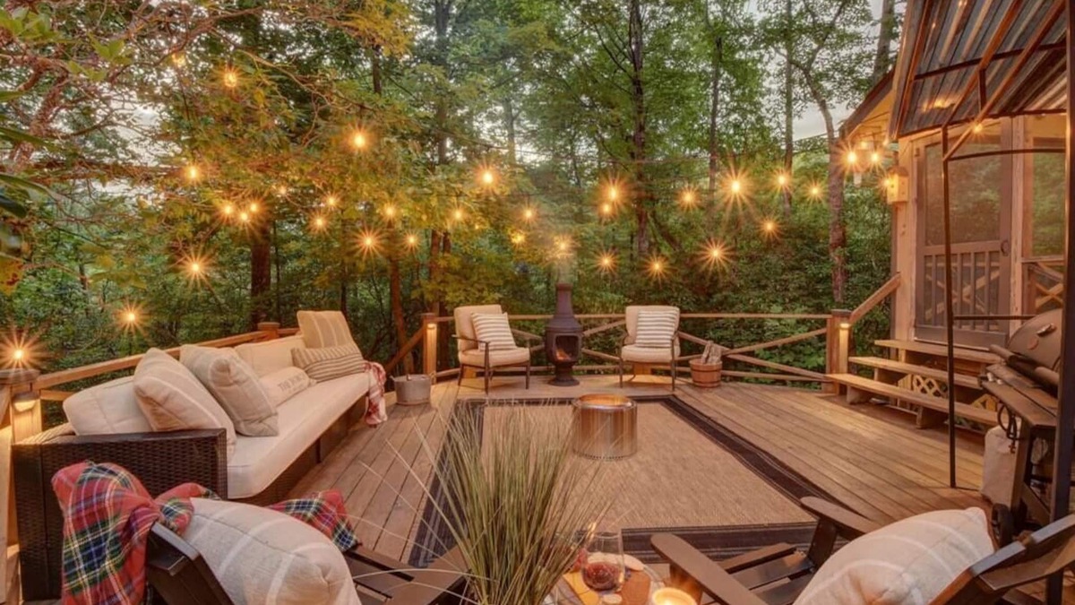 Clayton Cabin | The Cabin @ Possum Trot- A Rustic Chic Escape