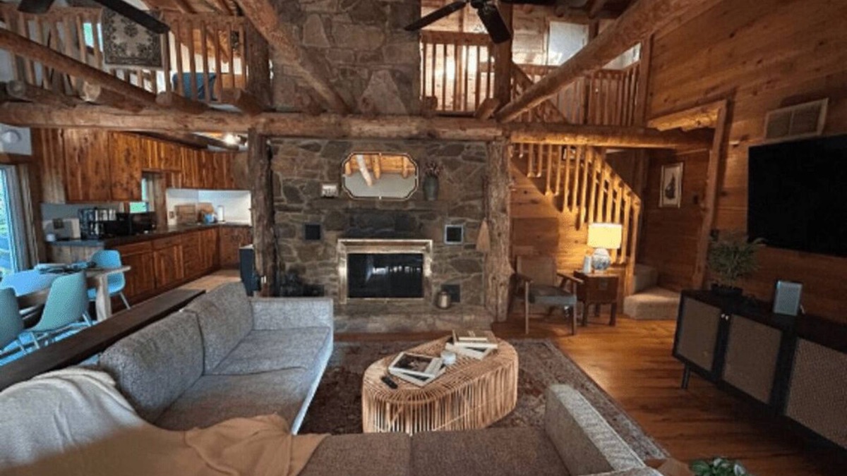 Maple Mount House | The Cabin