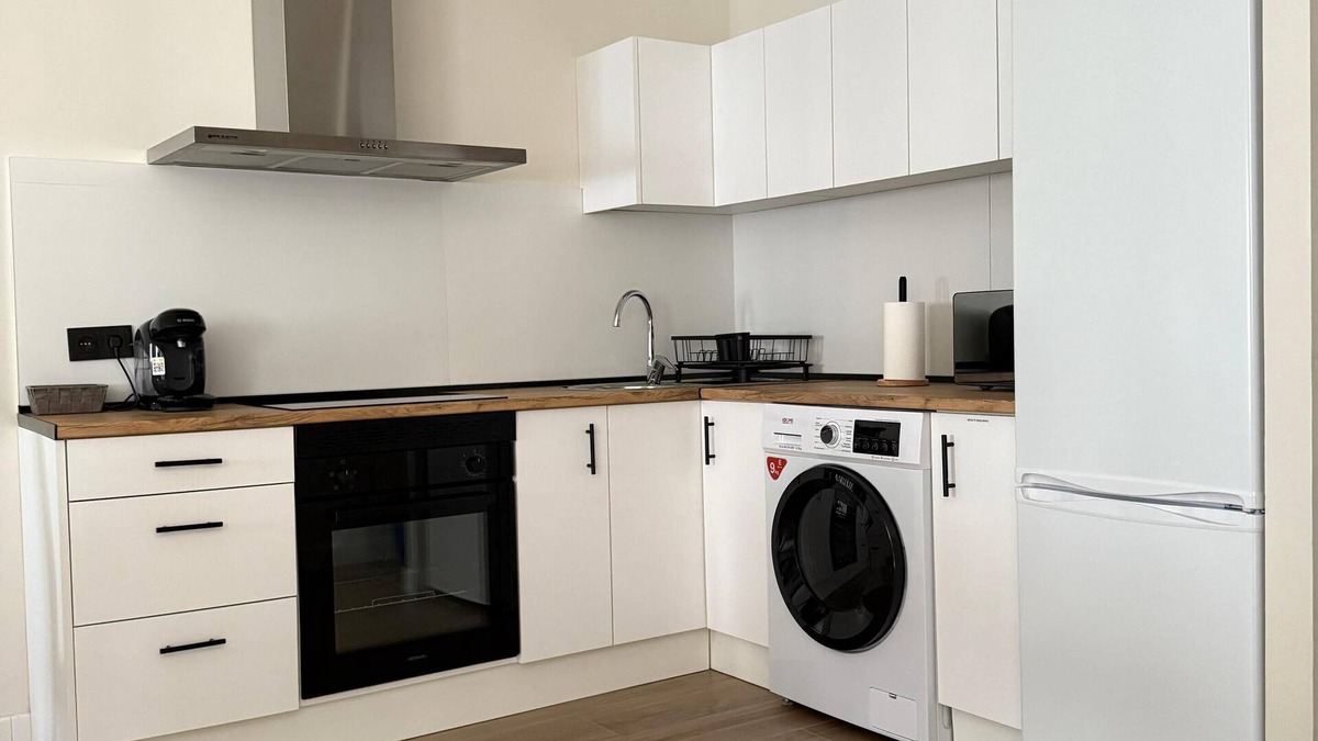 Argamasilla de Alba Apartment | The Cabinet