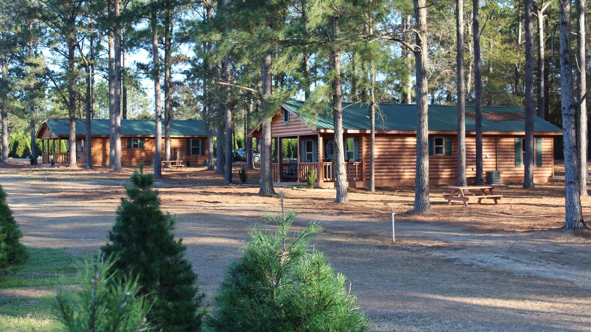 Fairhope Cabin | The Cabins At Fish River Christmas Trees - Cabin C