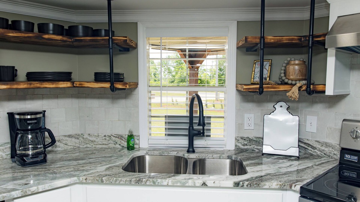 Blakely Cabin | The Cabins on Rockmine 3bedroom Modern Chic Cabin in peaceful Blakely GA WiFi AC