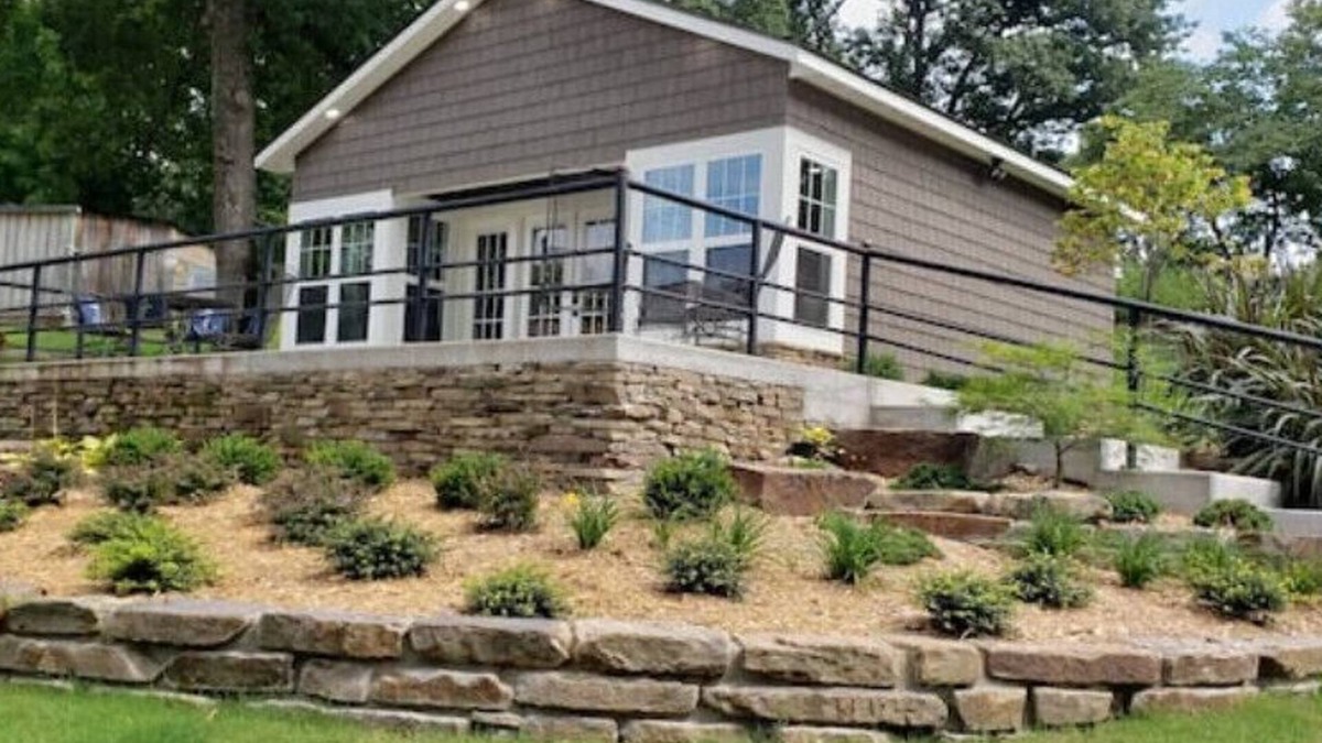 Grove House | The Cale House-Grand Lake Waterfront. Dock. Pets ❤