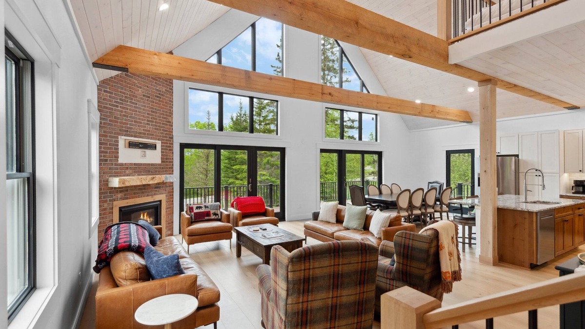 Rangeley House | The Camp on Cottage | Pet Friendly | Air Conditioning