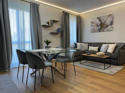 Sesto Calende Apartment | The Captain's Apartments Marina - next to Verbella - Leonardo Academy, MXP