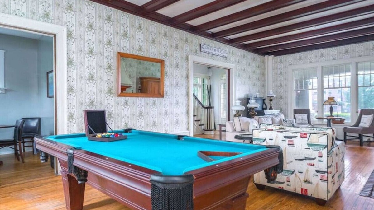Dunkirk House | The Captain's Quarters