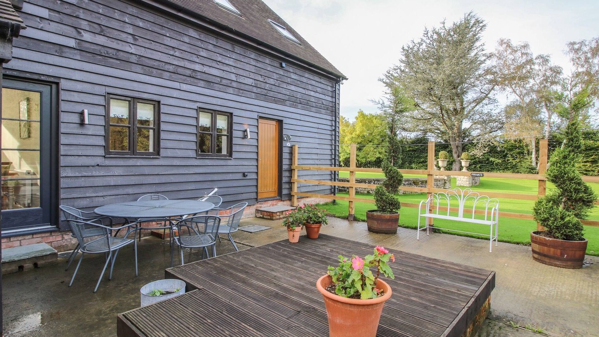 Eaton Mascott House | THE CARADOC, family friendly, luxury holiday cottage in Dorrington
