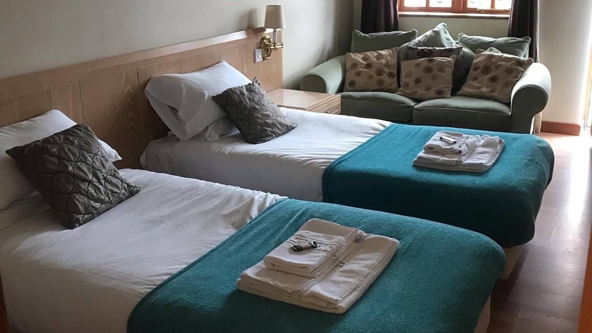 Swindon Hotel | The Carpenters Arms