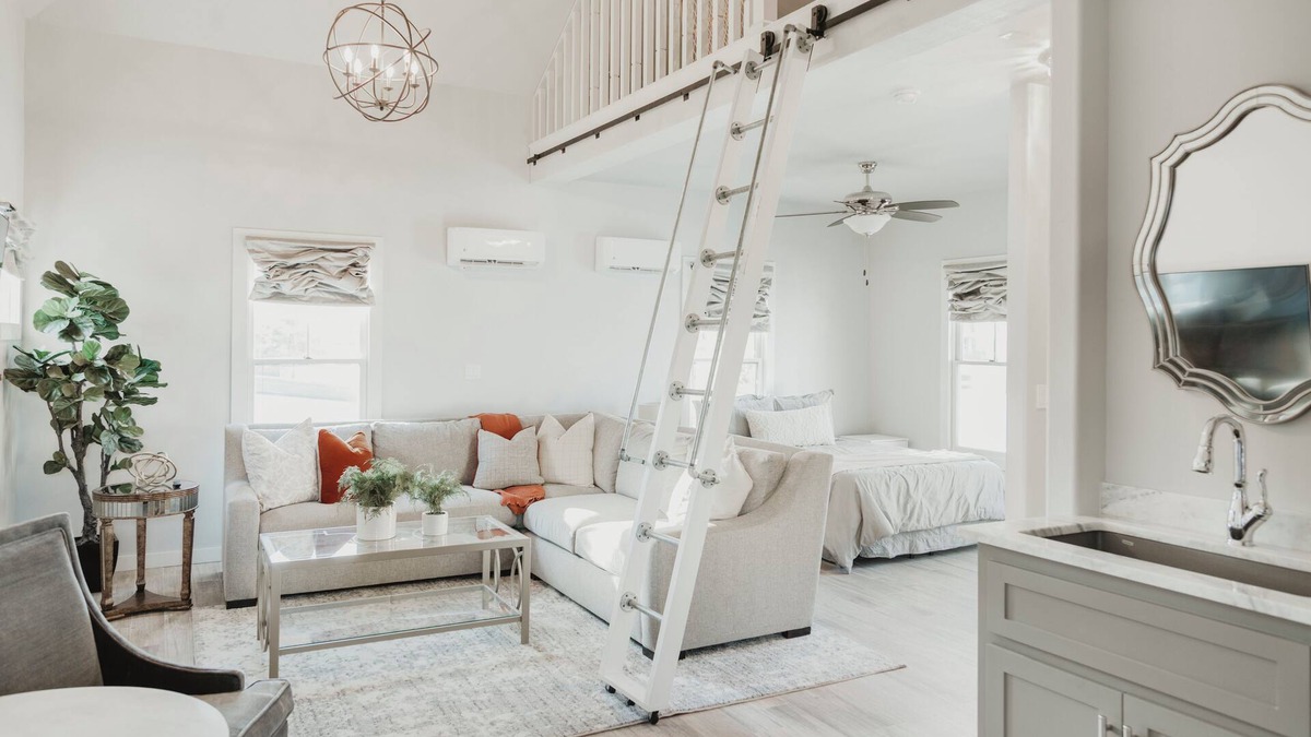 Eufaula Apartment | The Cart House Sleeps 6 Golf Cart Included