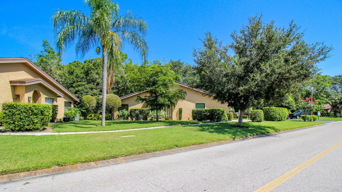 The Meadows Condo | The Casual Golfer: Condo in The Meadows!