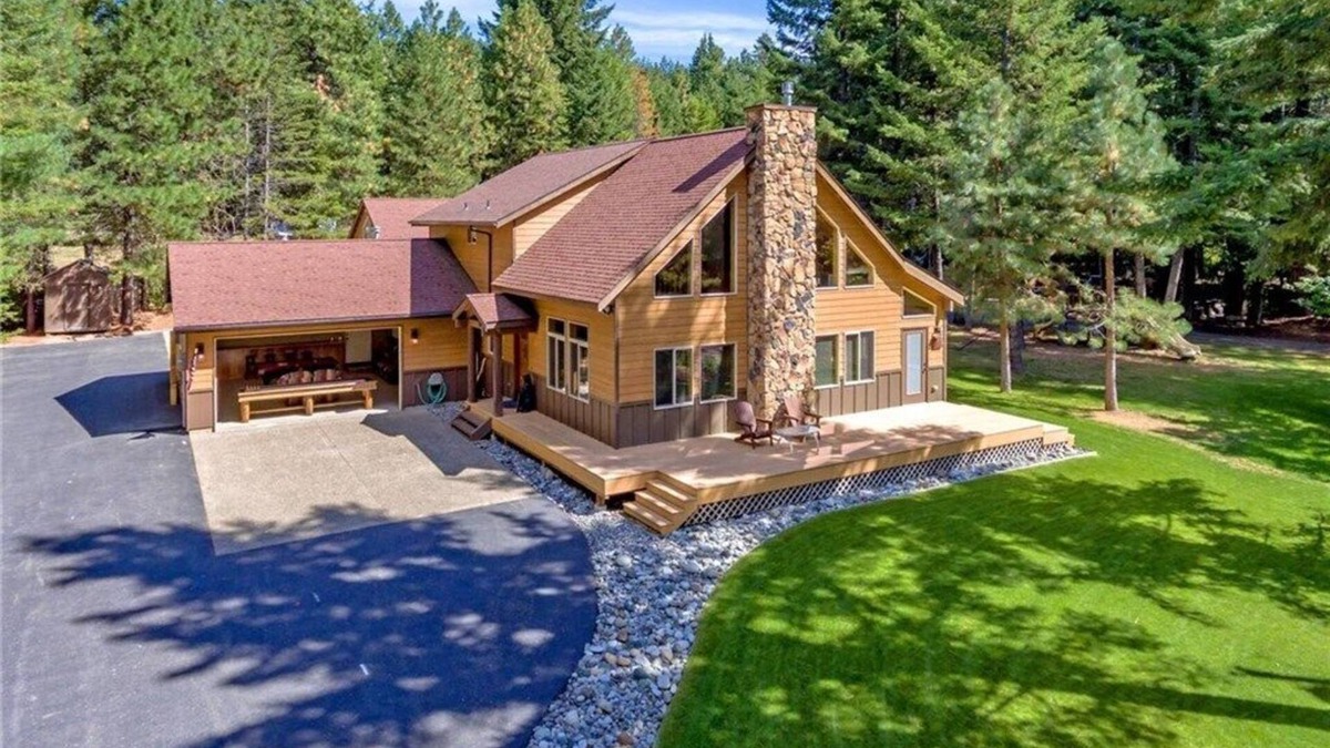 Cle Elum House | The 'Cation House at Driftwood Acres! Half Acre!