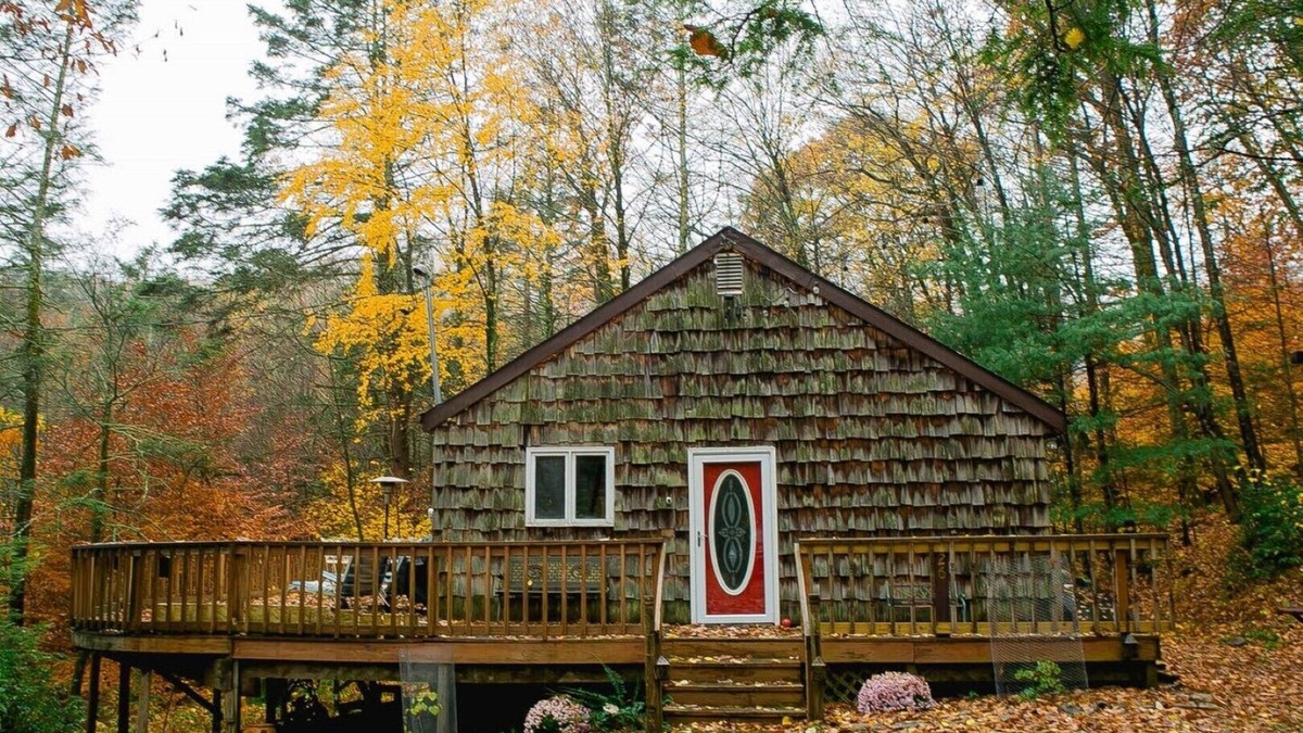 Kerhonkson Cabin | The Catskills Experience - No Car Needed