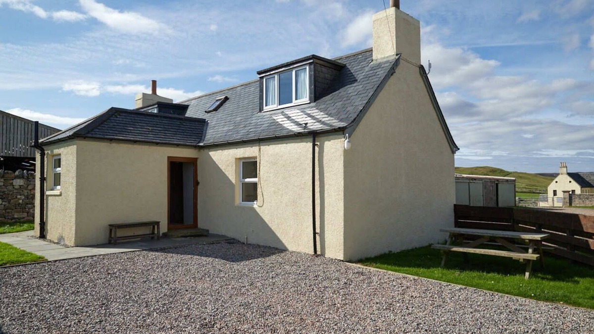 Sangomore House | THE CATTLEMAN'S BOTHY - Highland House with Stunning Balnakeil Beach Views.