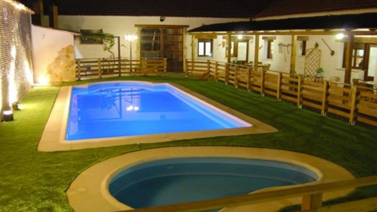 El Peral House | The Cave of Cirondo 8 Places
