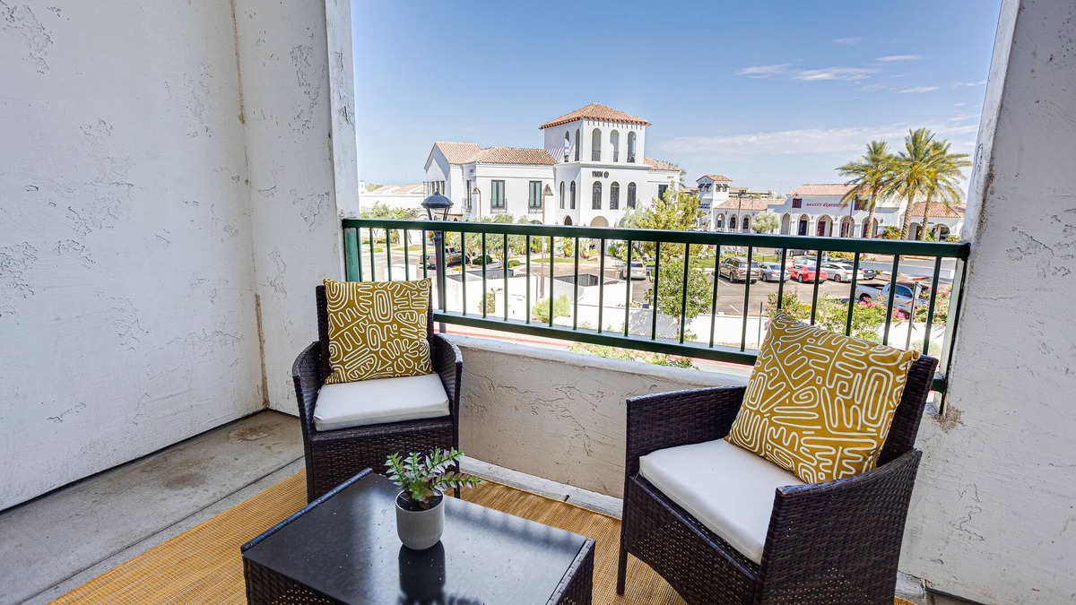 Ocotillo Condo | The Cays, Comfort and Relaxation Await! 1 Month Min, Heated Community Pool