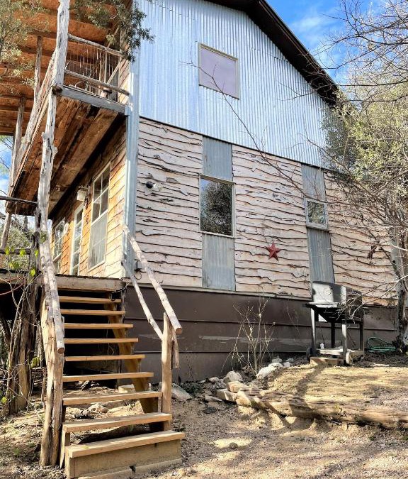 Marble Falls House | The Cedar House at Creekside Camp & Cabins