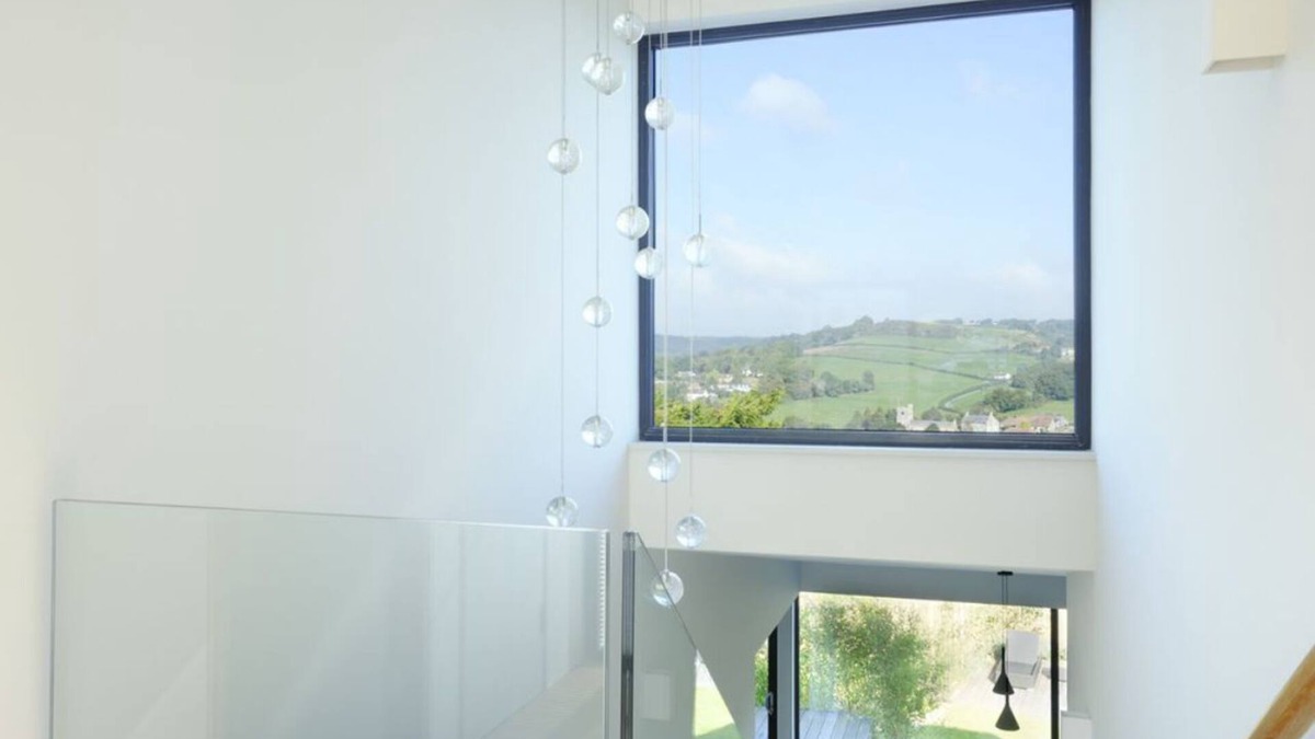 Lyme Regis House | The Cedar House in Lyme Regis. Luxurious contemporary home, with a beach hut.