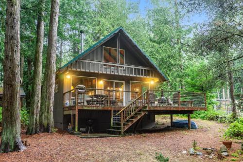 Lopez Island Ski Chalet | The Chalet on Lopez