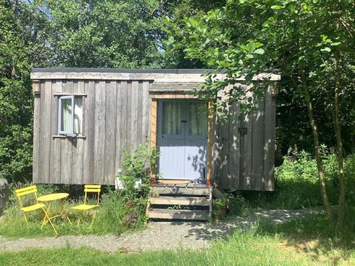 Llandovery House | The Charcoal Hut woodland retreat