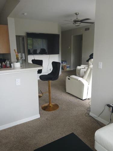 Austin Apartment | The Charington At Bluff Springs