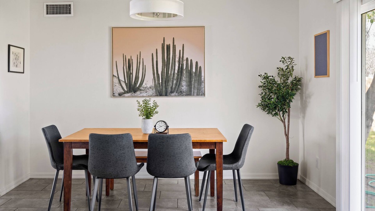 Chandler House | The Charming Chandler House