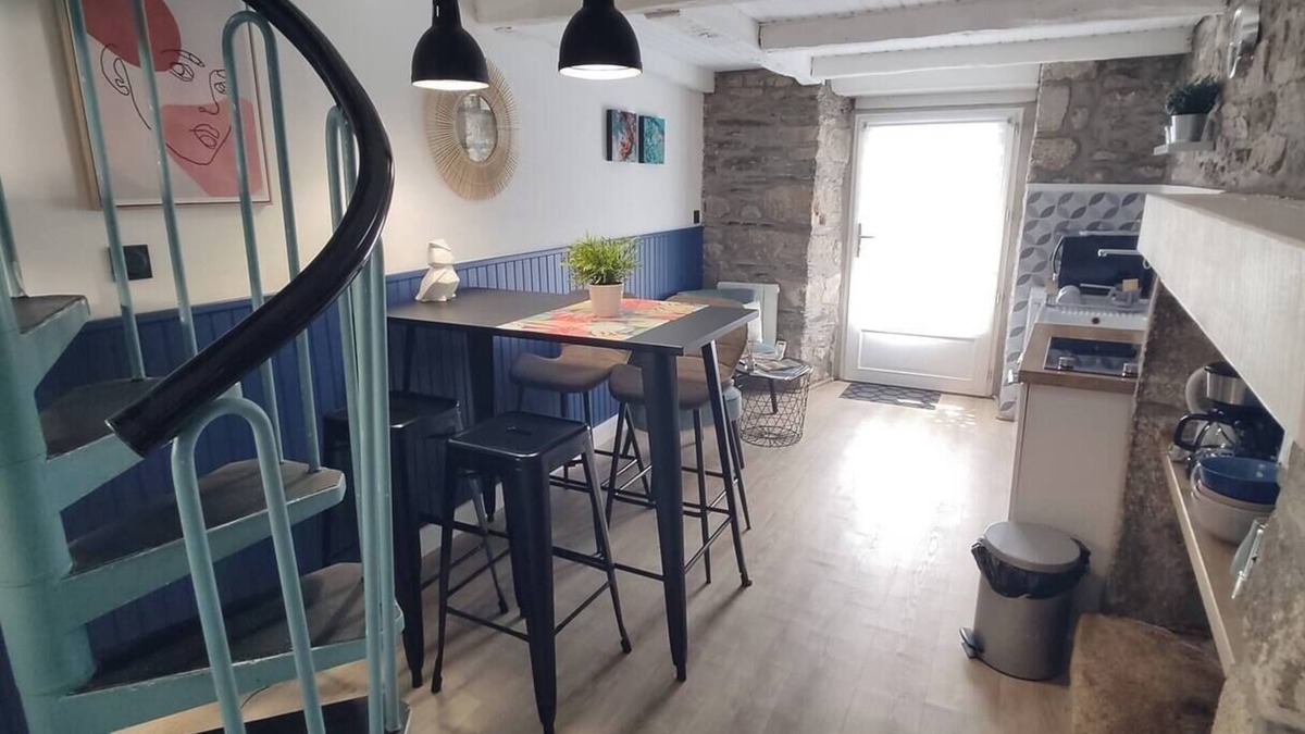 Malansac House | The charming little house