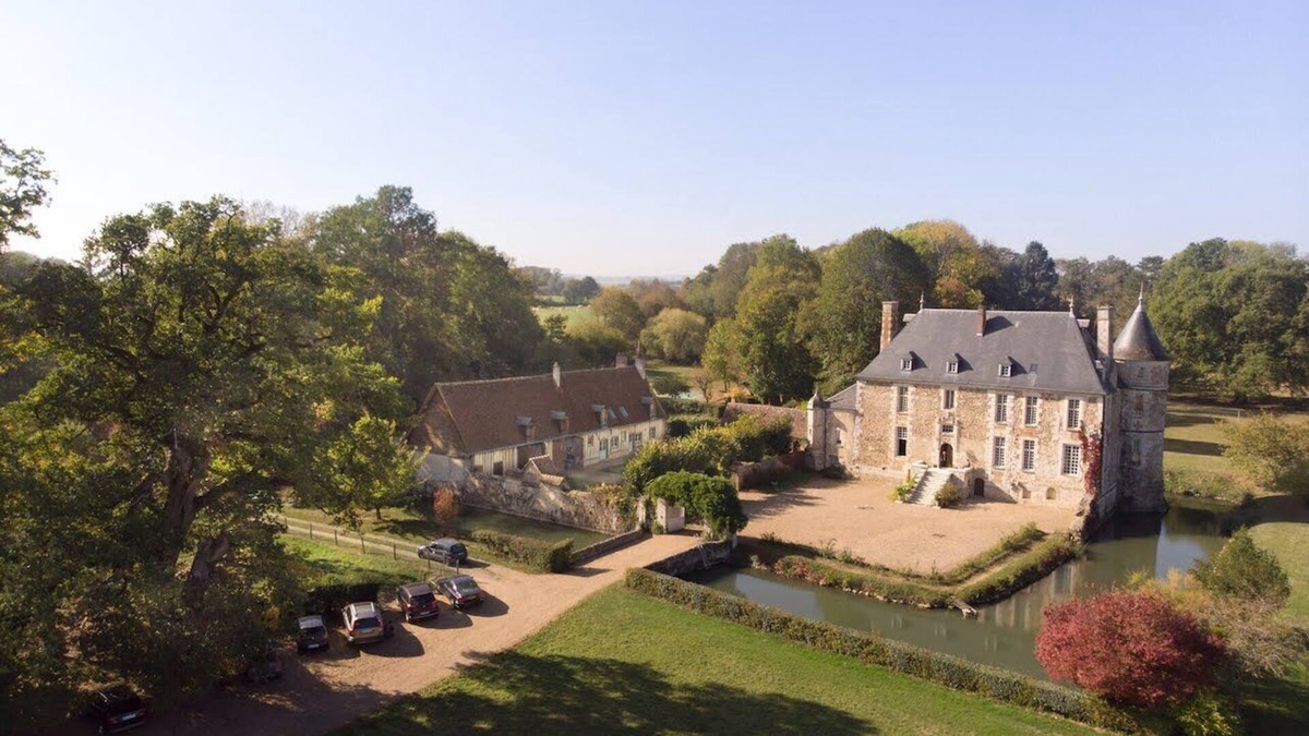 Le Poislay House | The chateau de Chaussepot