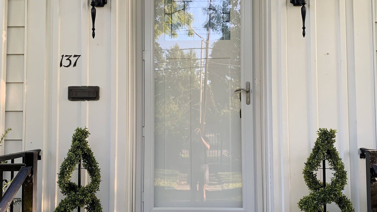 Medina House | The Chelsea of Medina - Walk to historic square, dining, shopping and more.