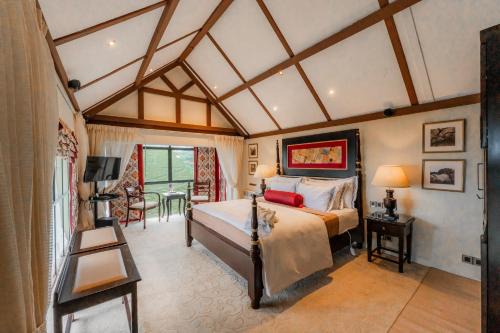 Nuwara Eliya Hotel | The CheRiz Boutique