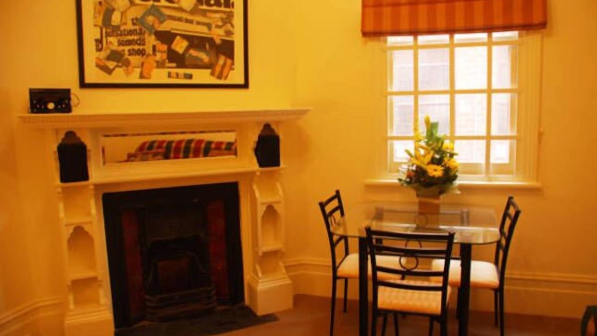 North Melbourne Apartment | The Chetwynd Apartment | North Melbourne