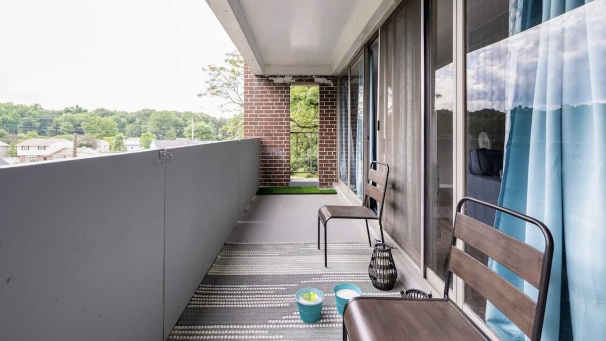 Cherry Hill Apartment | the chill mall space
