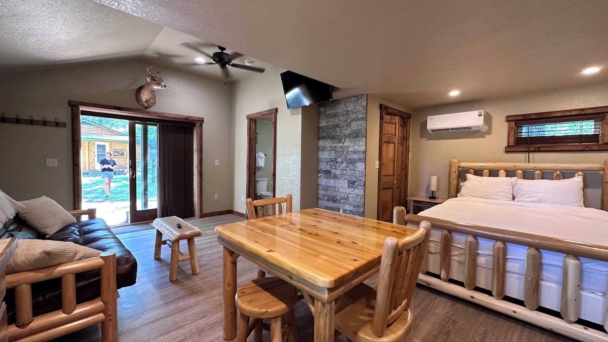 Indian River Cabin | The Chipmunk Lodge Su