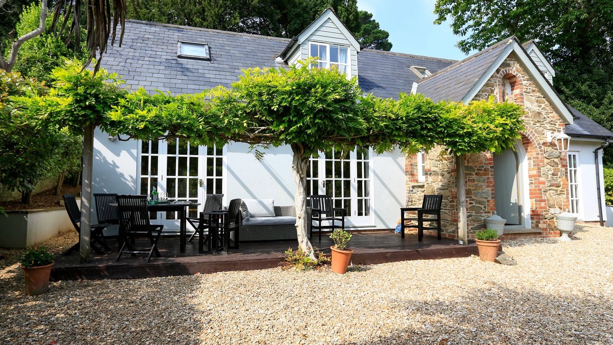 Salcombe Cottage | THE CHOTA HOUSE, family friendly, with a garden in Salcombe
