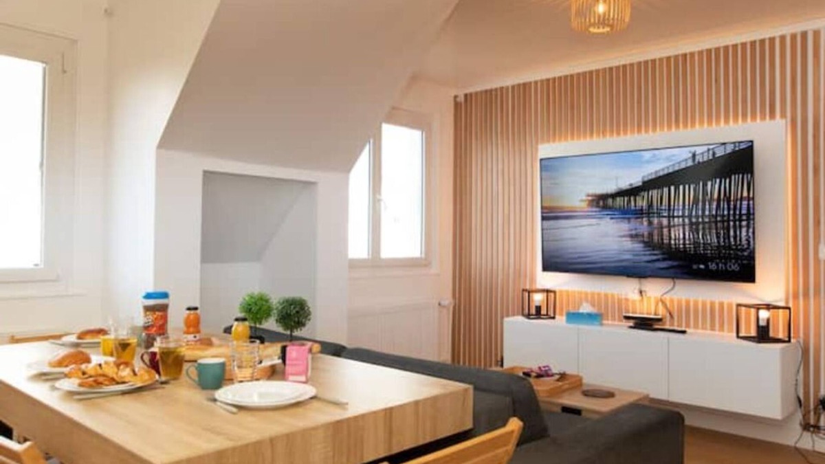 Boissy-Saint-Leger Apartment | The Cinedream l 20' Paris l Fibre l Netflix l Parking