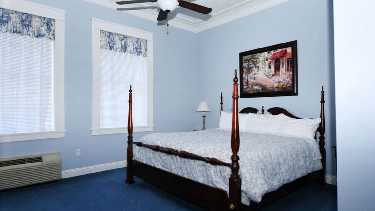 Eastland Hotel | The Cisco Worth Room at The Eastland Historic Hotel