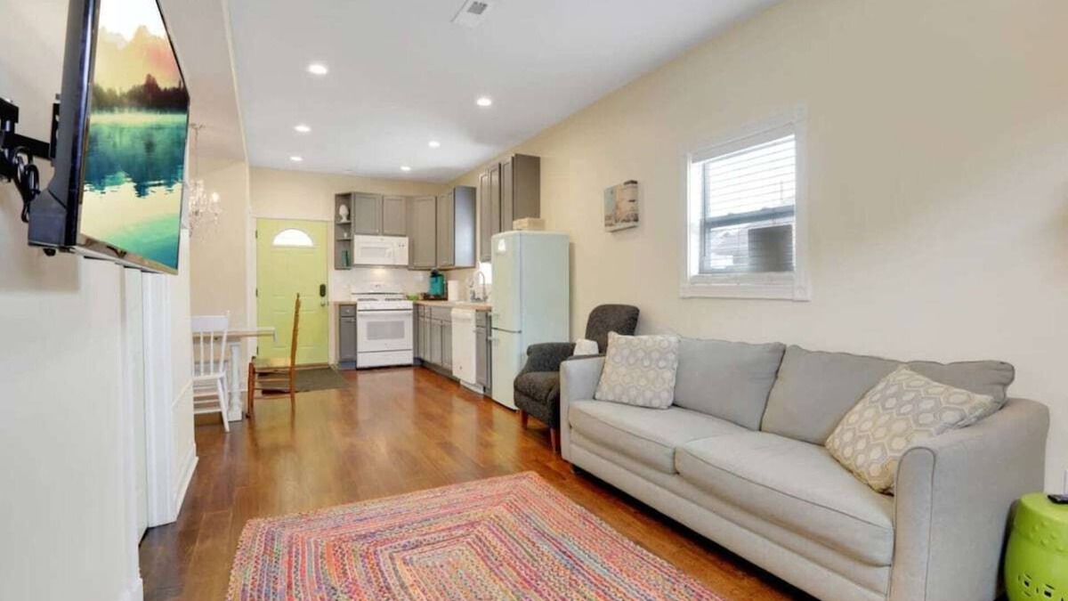 West Columbus House | The City Cottage - Unique and Cozy