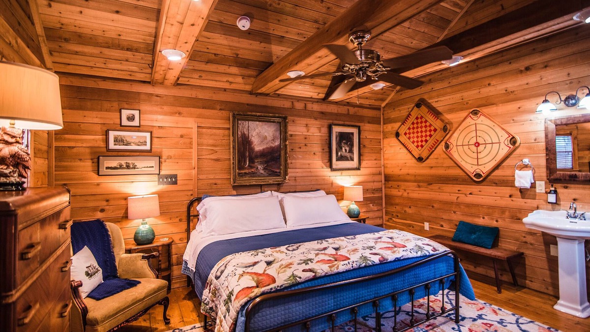 Rocky Mount Bed & Breakfast | The Claiborne Bed and Breakfast