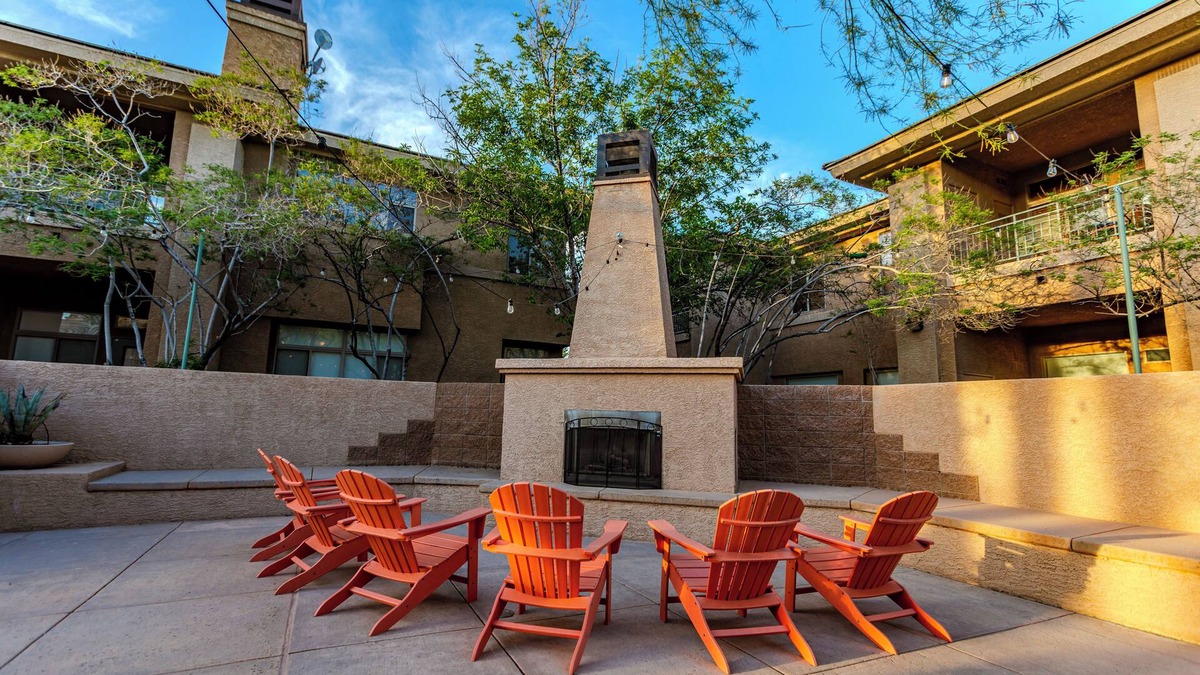 Spring Valley Apartment | The Cliffs at Peace Canyon