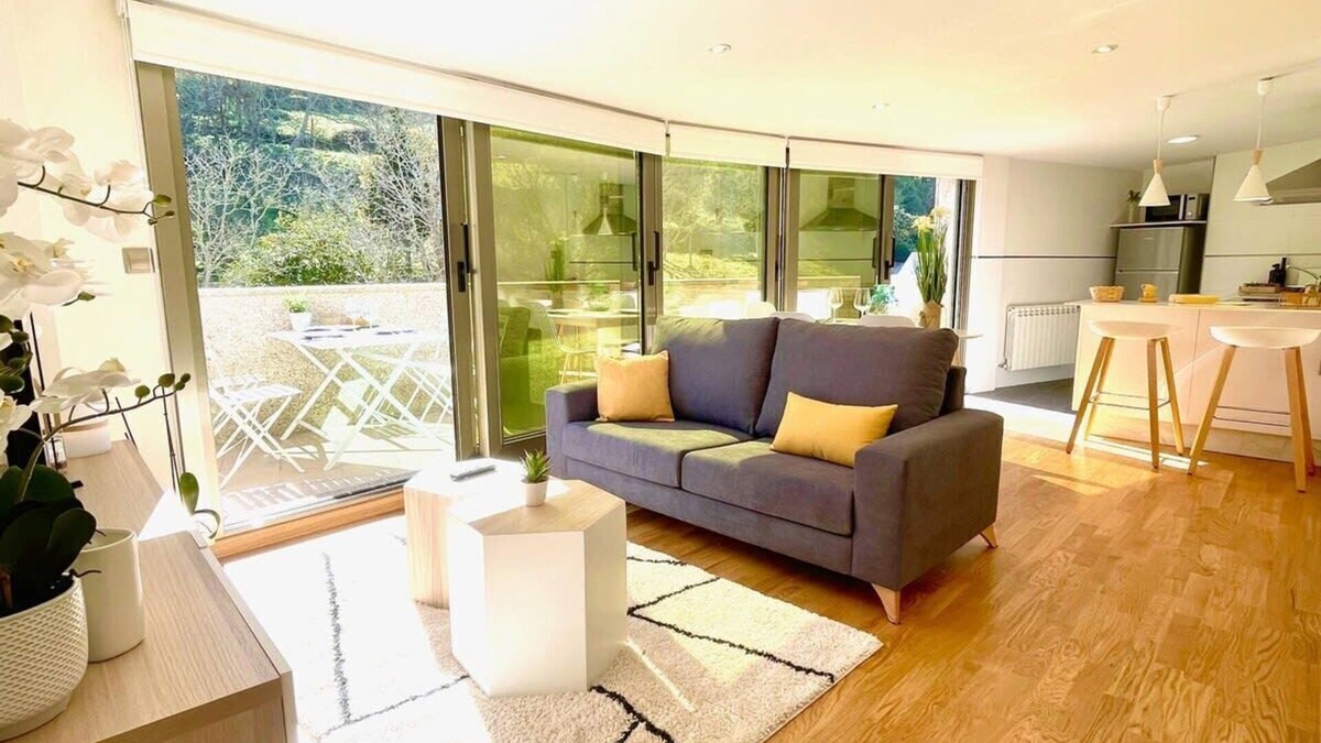 Viveiro Apartment | The Cliffs - Montmar