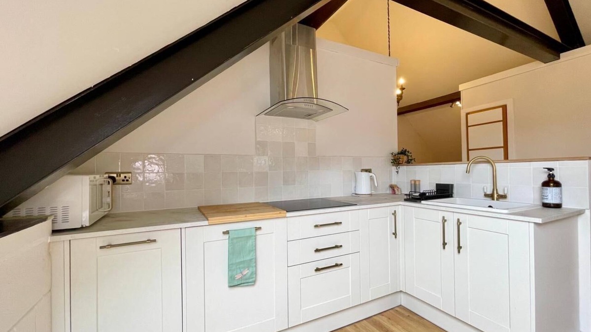 Harthill Apartment | The Coach House is nestled in the beautiful village of Harthill