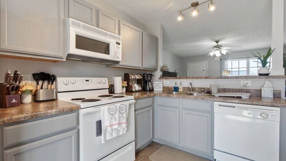 Spring Hill House | The Cobblestone Cottage