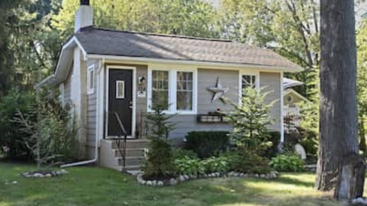 New Buffalo House | The Cobblestone House