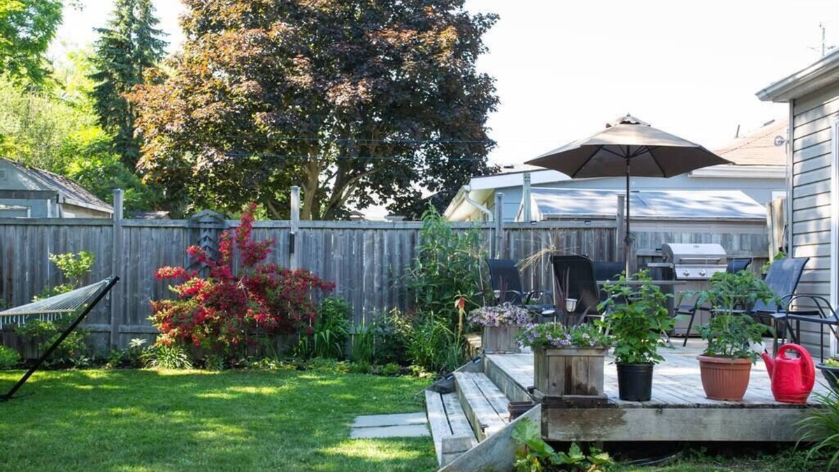 Cobourg House | The Cobourg Creek Cottage