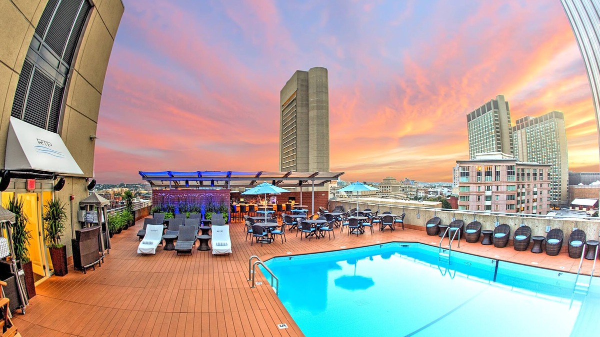 Prudential - St. Botolph Hotel | The Colonnade Hotel Back Bay