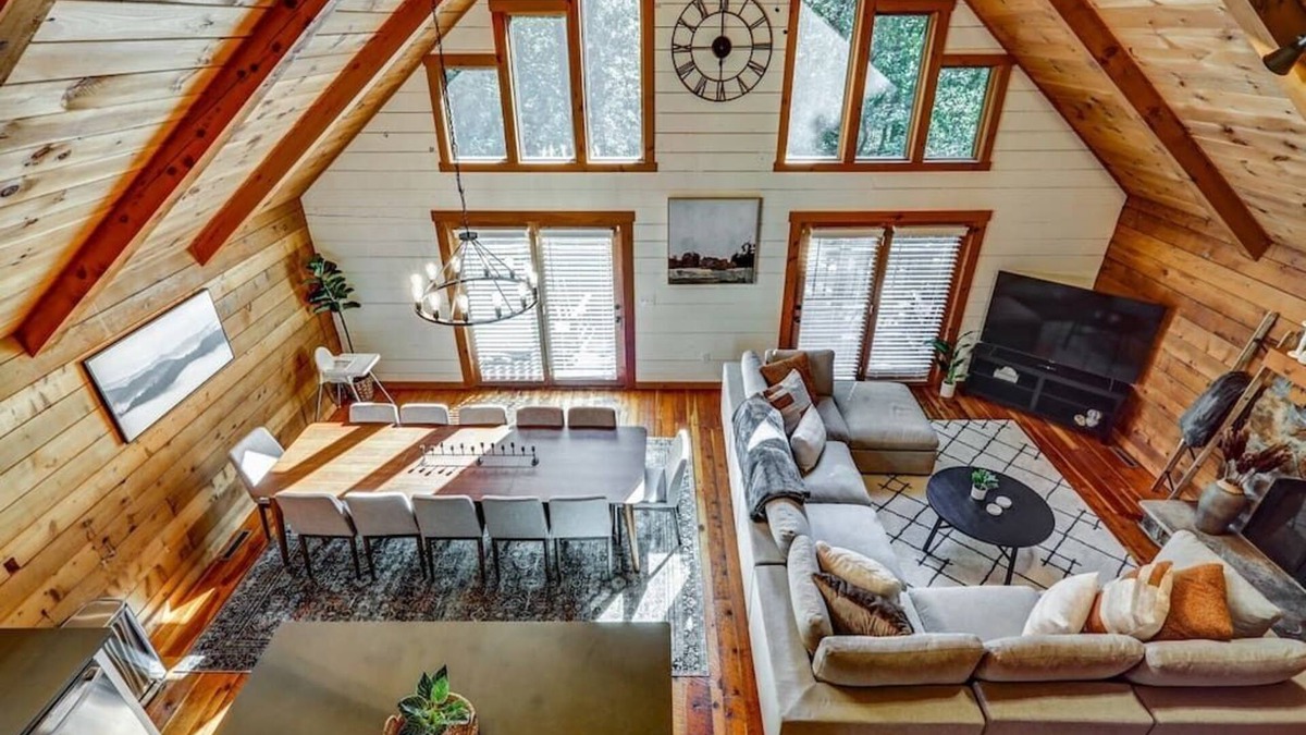 Columbia Cabin | The Columbia Lodge - Family getaway close to home