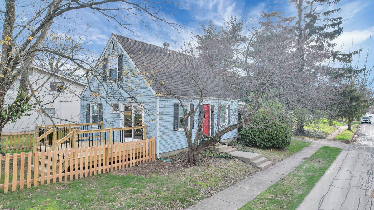Worthington House | The Columbus Blue Bungalow