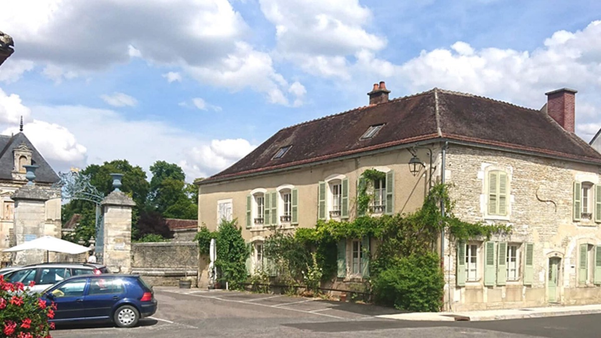 Tanlay House | The Comma of Tanlay