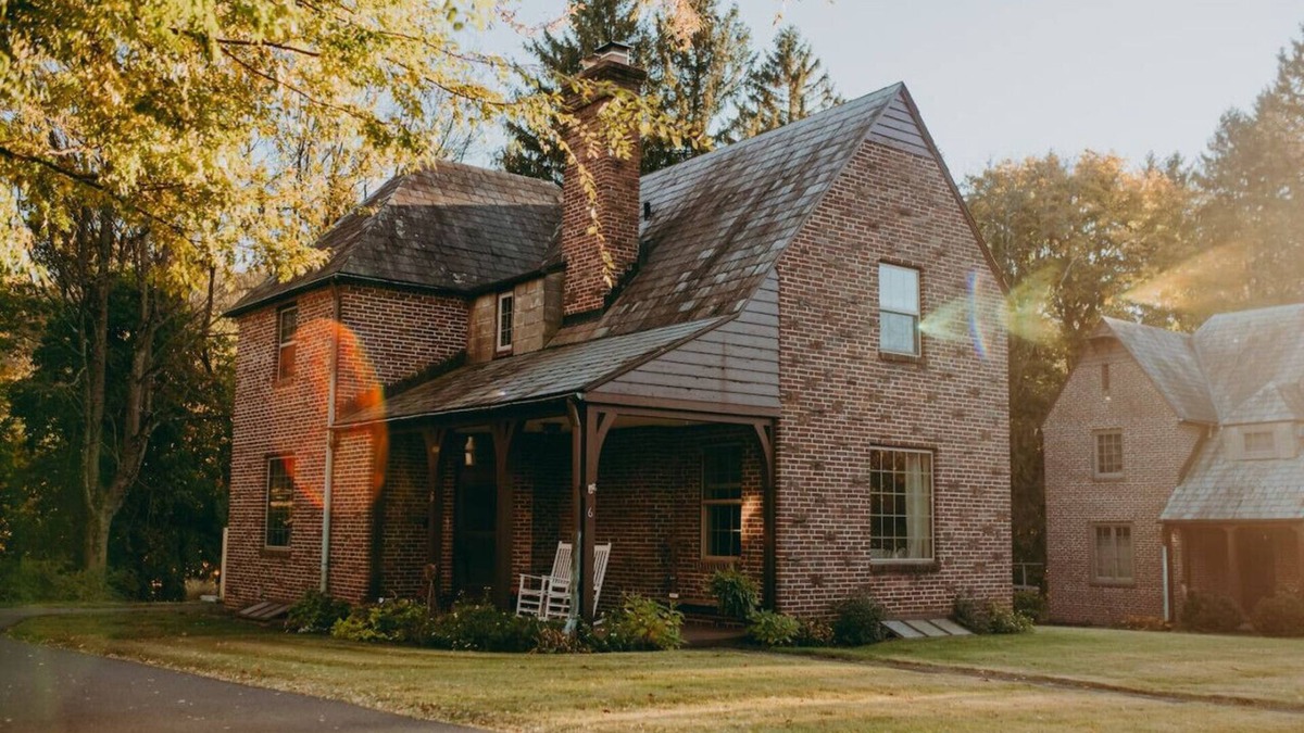Conestoga House | The Conestoga Cottage | Hot Tub, Rustic Charm, Near Downtown Lancaster