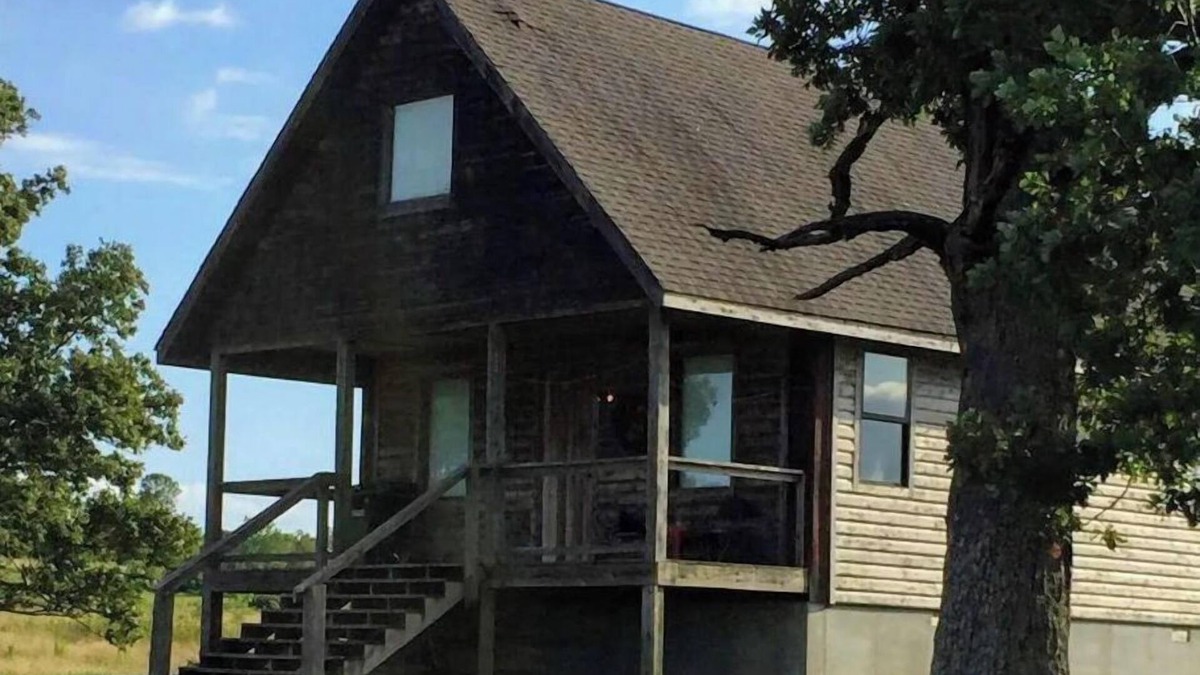 Compton Cabin | The Connie Cabin