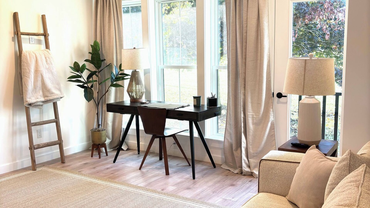 Franklin Springs Apartment | The Continental Chambers- near Hamilton College!